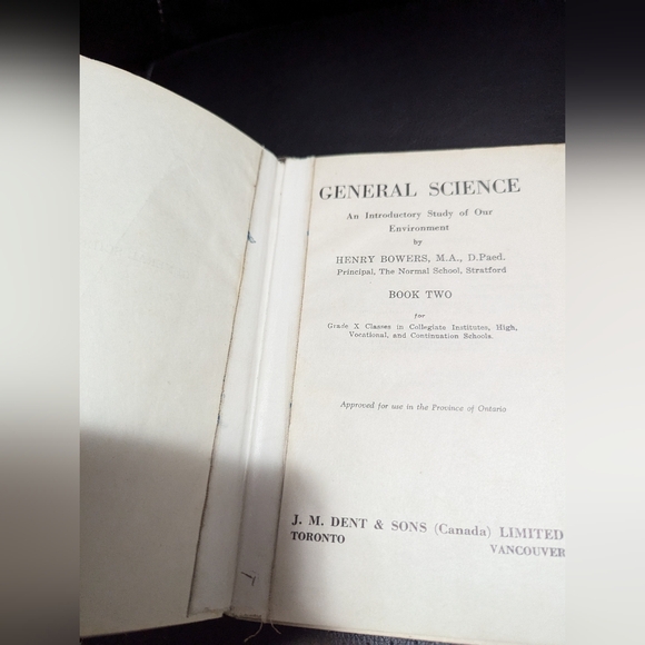 Vintage mid century General Science Grade 10 School book. Fair Condition  . - Picture 8 of 15